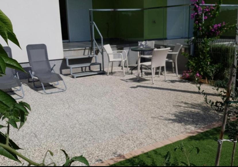 Apartmani Matko Nin Bagian luar foto